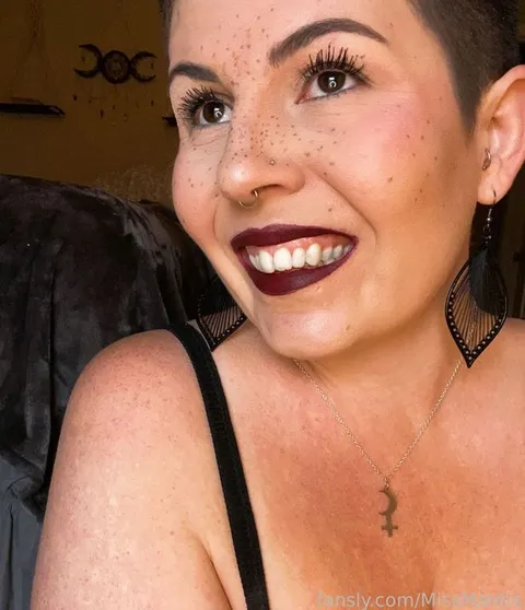 @MissMantis