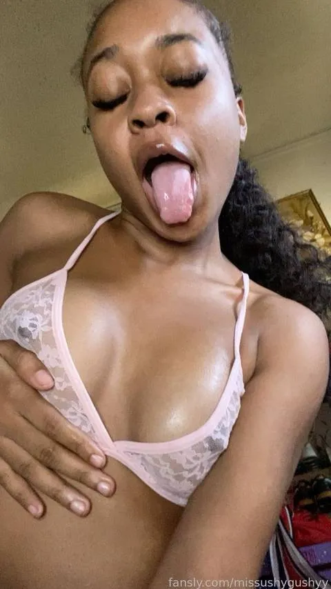 @missushygushyy