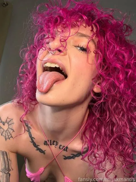 @missxmantis
