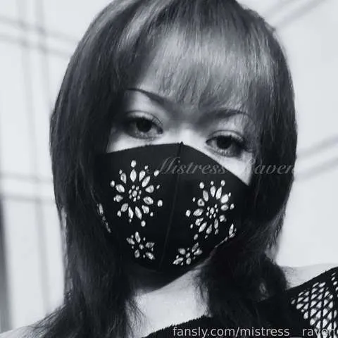@mistress__raven