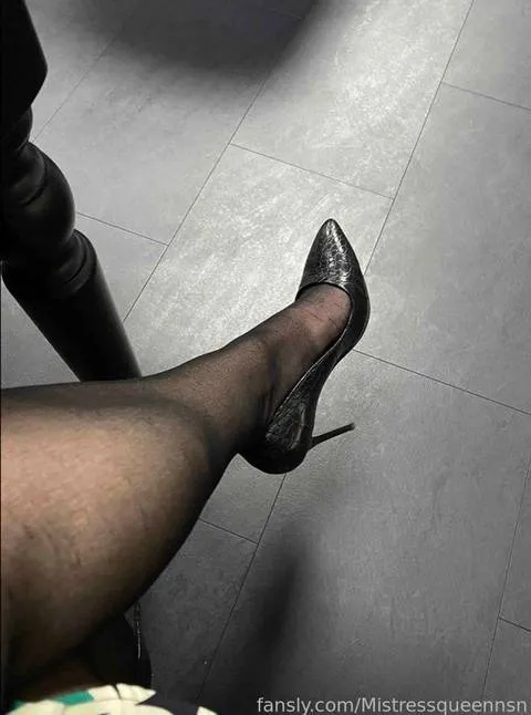 @Mistressqueennsn