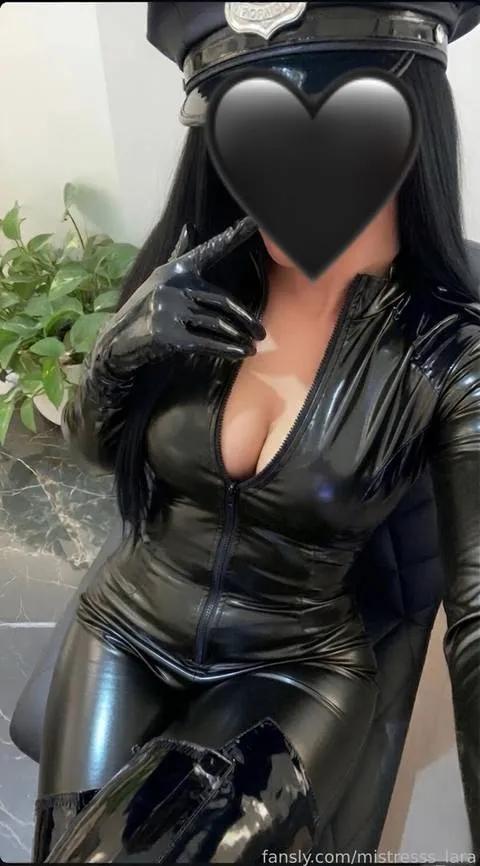@mistresss_lara