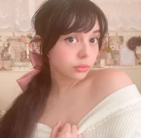 @MitsyDoll