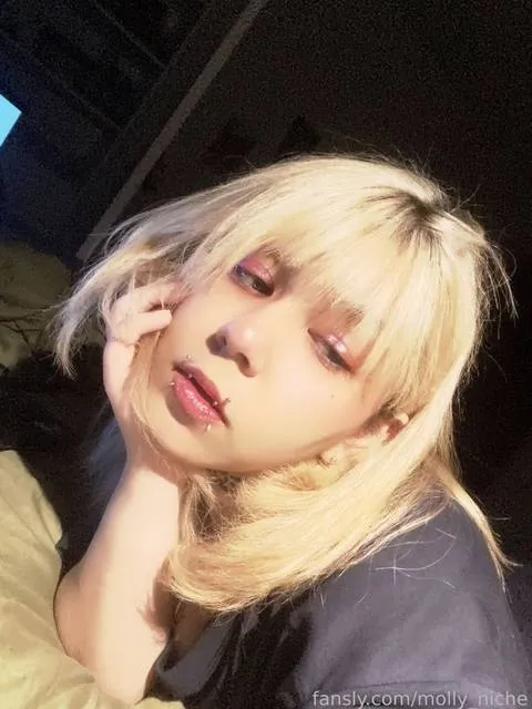 @molly_niche