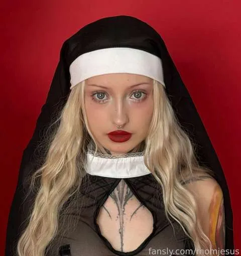 @momjesus