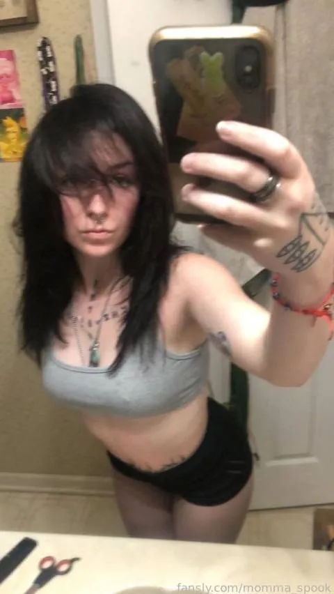 @momma_spook