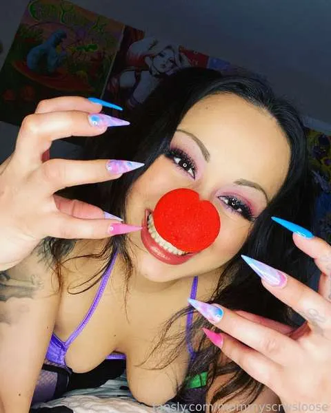 @mommyscrwsloose