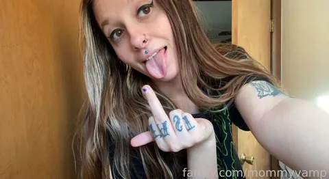 @mommyvamp