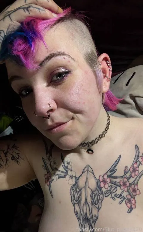 @Mona_Ruff_xxx