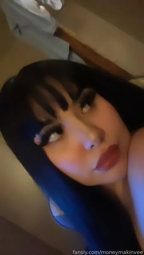 @moneymakinvee