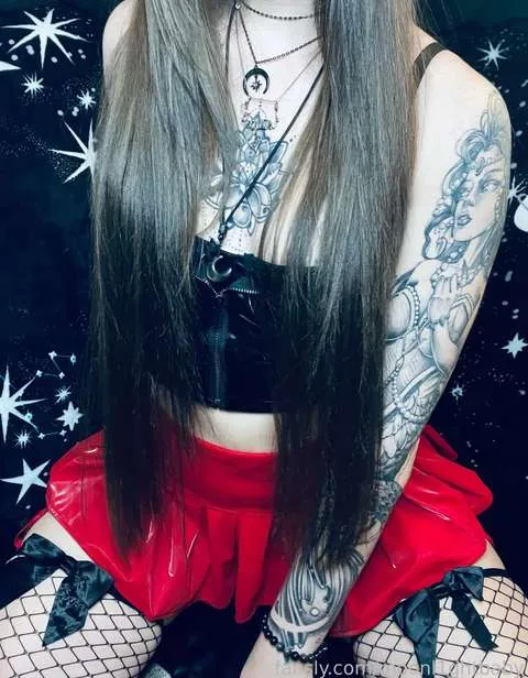 @moonl1ghtbaby