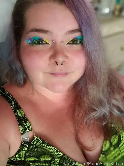 @MoonStarrKitten