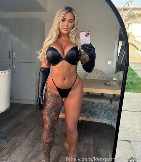 @Morganhollymoore