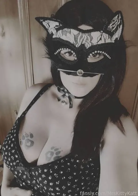@MrsKittyKatt