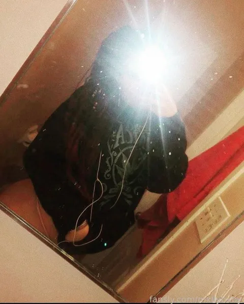 @mxllybxby