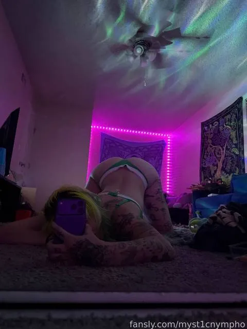 @myst1cnympho