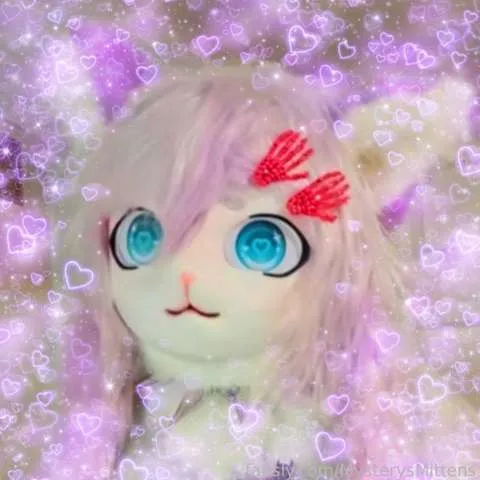 @MysterysMittens