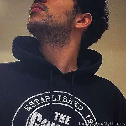 @Mythcurls