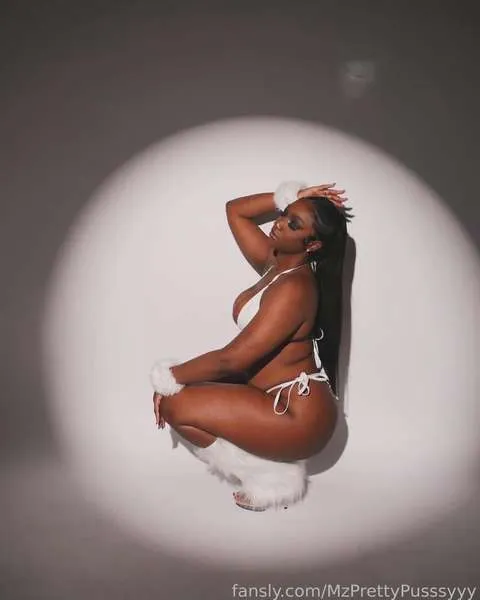 @MzPrettyPusssyyy