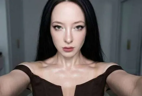 @naked_psychologist