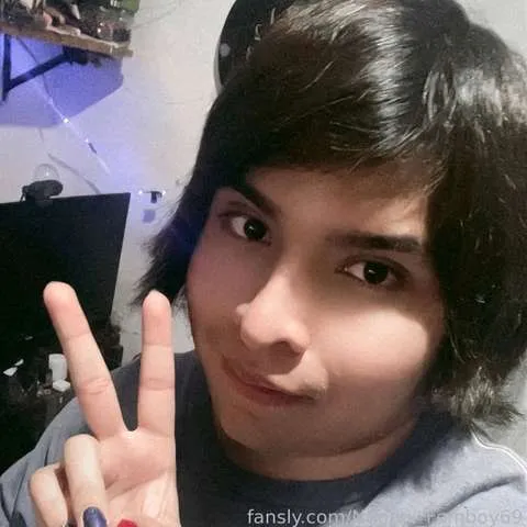 @Naomii_Femboy69