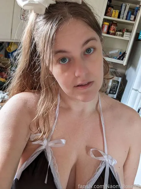 @NaomiRose42