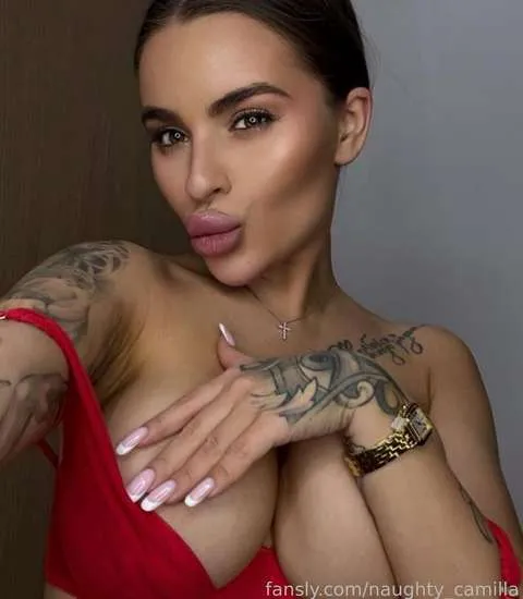 @naughty_camilla
