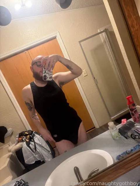 @naughtygothboy