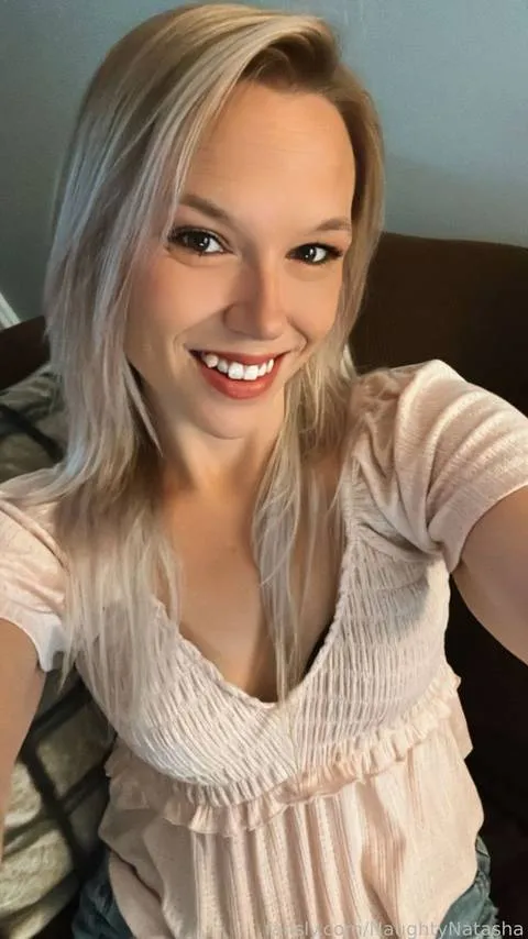 @NaughtyNatasha