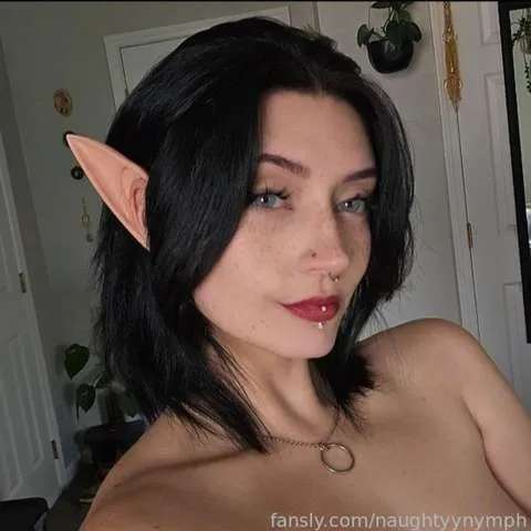 @naughtyynymph