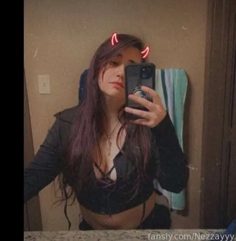@Nezzayyy