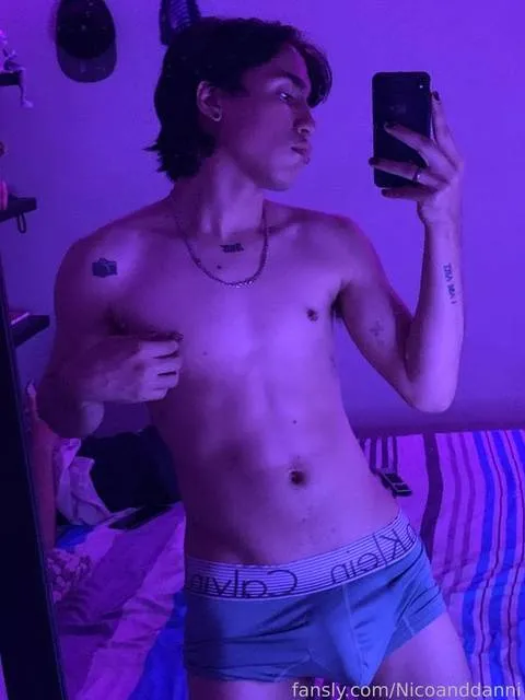 @nicohung_