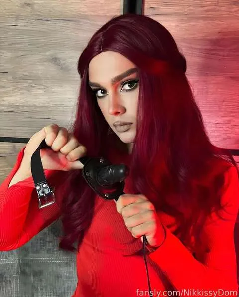 @NikkissyDom