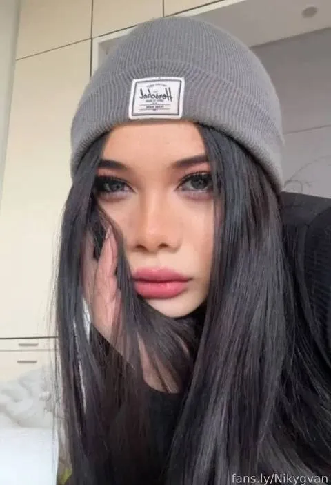 @Nikygvan