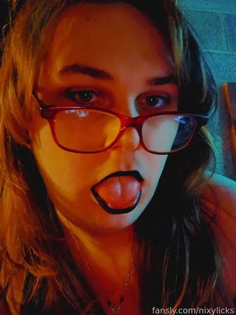 @nixylicks