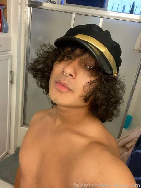 @Non_Binary_Bro