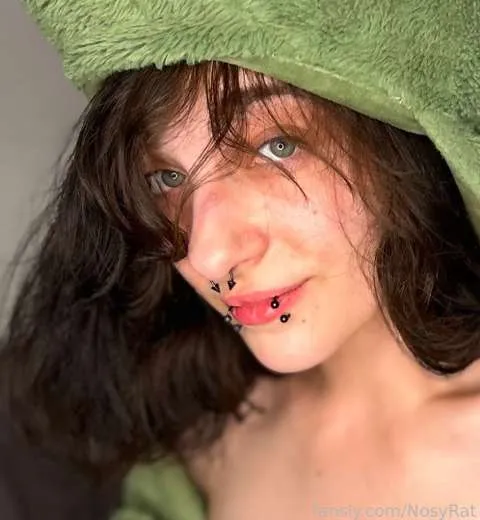 @NosyRat