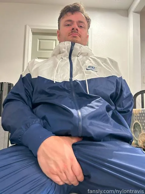 @nylontravis