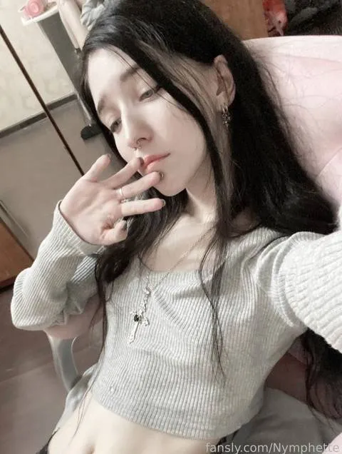 @Nymphette