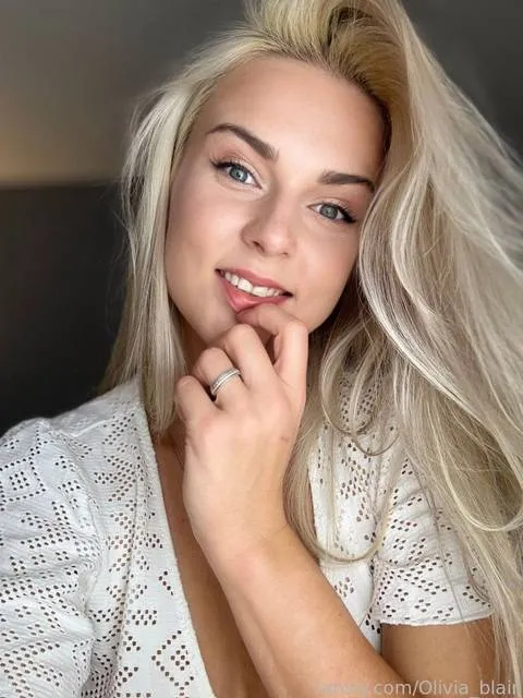 @Olivia_blair