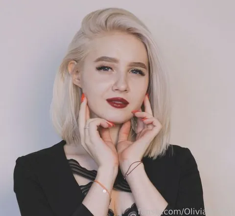 @OliviaBr0wn