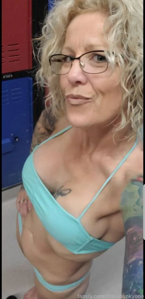 @Onespunkyone