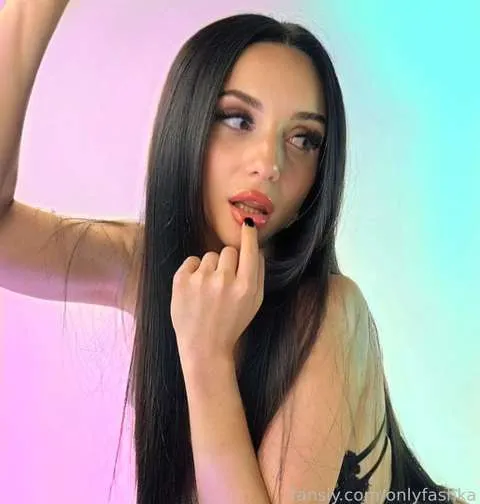 @onlyfashka