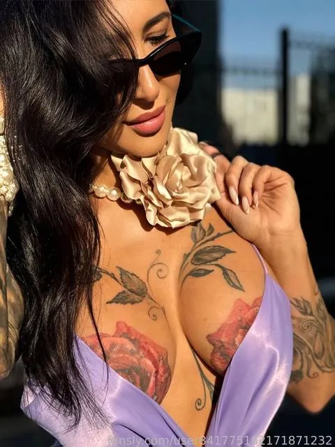 @OxanaLuxury