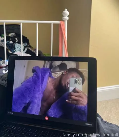 @partywitkendoll