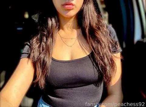 @peachess92
