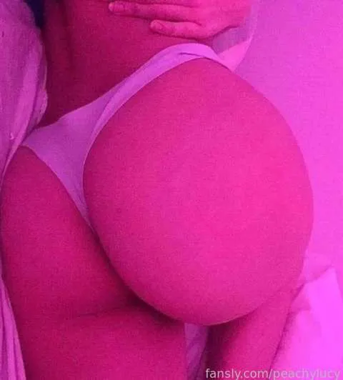 @peachylucy