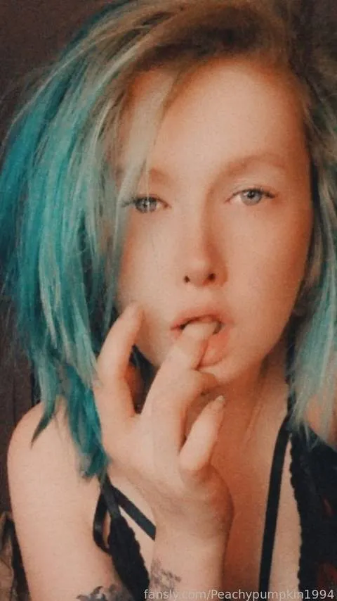 @Peachypumpkin1994