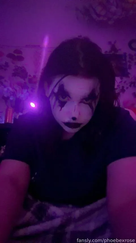 @phoebexrose