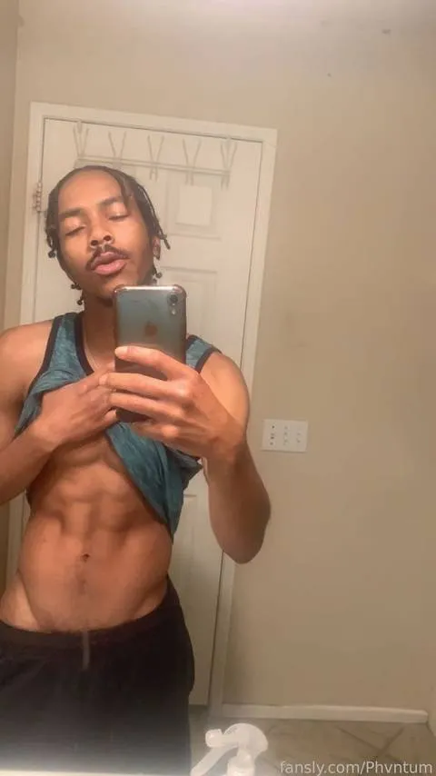 @Phvntum